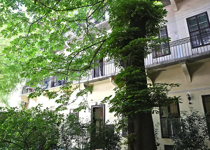 Amber Terrace Downtown 3*