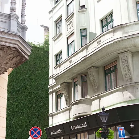 Lägenhetshotell Amber Terrace Downtown 3*