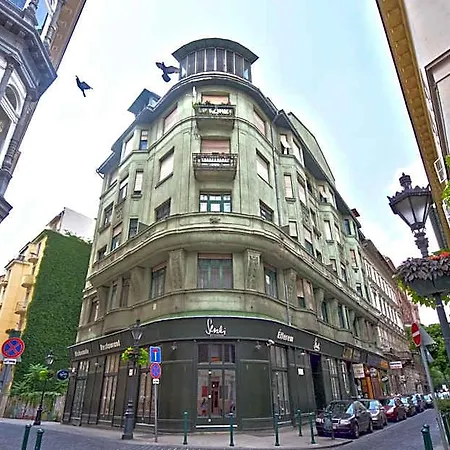 Lägenhetshotell Amber Terrace Downtown 4*