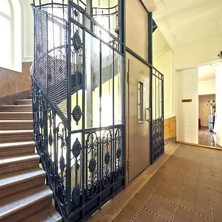 Lägenhetshotell Amber Terrace Downtown 3*