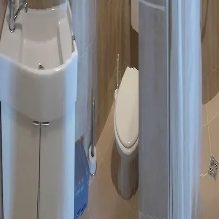 Lägenhetshotell Amber Terrace Downtown 3*