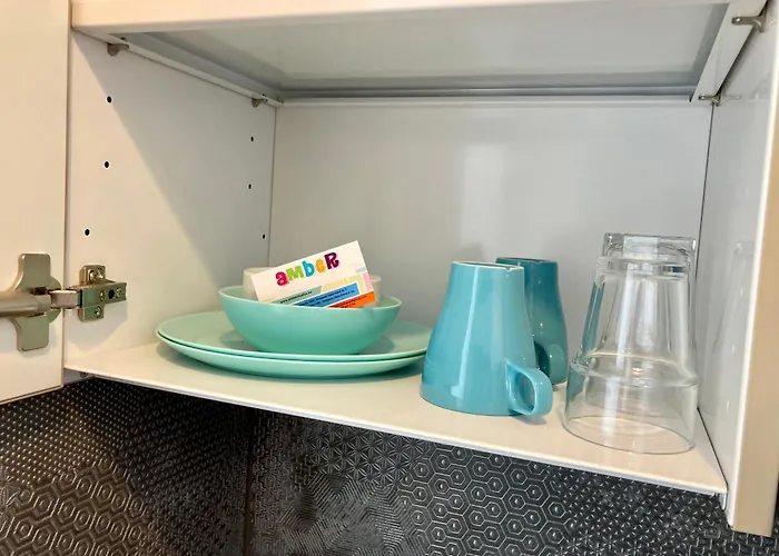 Amber Terrace Downtown 3*