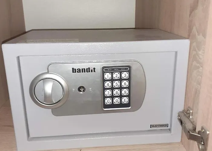 Amber Terrace Downtown 3*