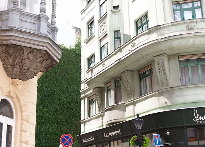 Aparthotel Amber Terrace Downtown 3*