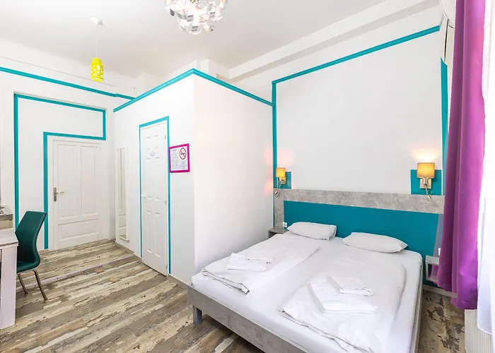 Amber Terrace Downtown Aparthotel