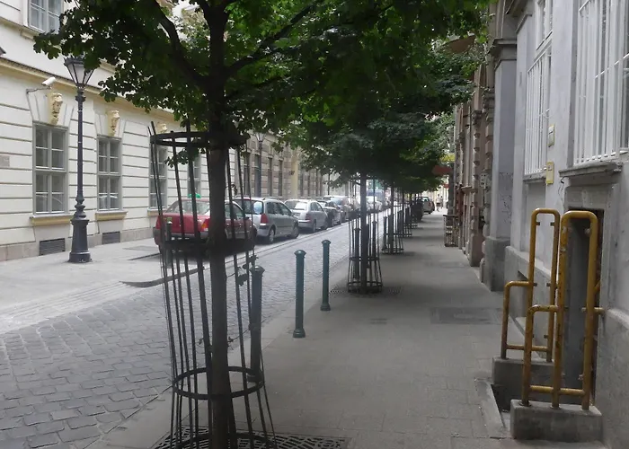 Aparthotel Amber Terrace Downtown 3*